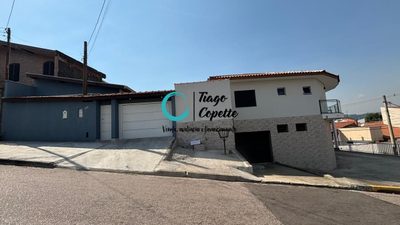 Casa, 5 quartos, 435 m² - Foto 1