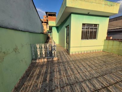 Casa, 3 quartos, 114 m² - Foto 1