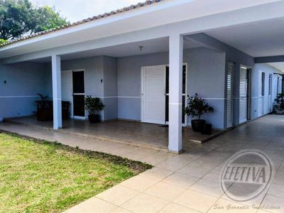 Casa, 3 quartos, 213 m² - Foto 1