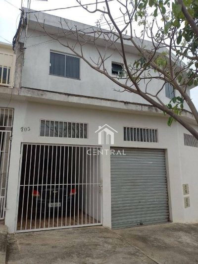 Sobrado, 4 quartos, 400 m² - Foto 1