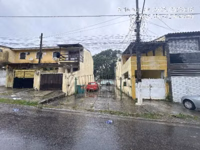 Casa, 2 quartos, 44 m² - Foto 1