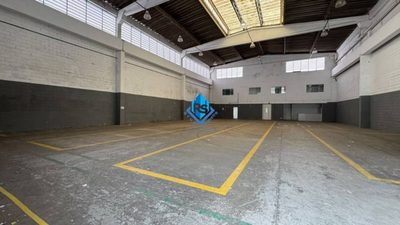 Depósito-Galpão, 1200 m² - Foto 1
