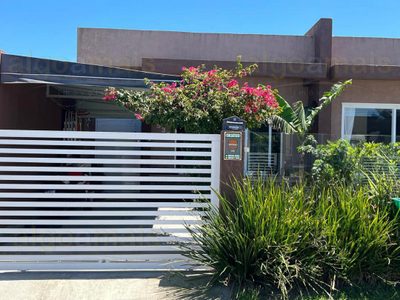 Casa, 2 quartos, 76 m² - Foto 1