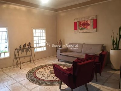 Casa, 3 quartos, 238 m² - Foto 2