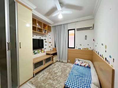 Apartamento, 4 quartos, 210 m² - Foto 1