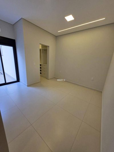 Casa, 3 quartos, 181 m² - Foto 4