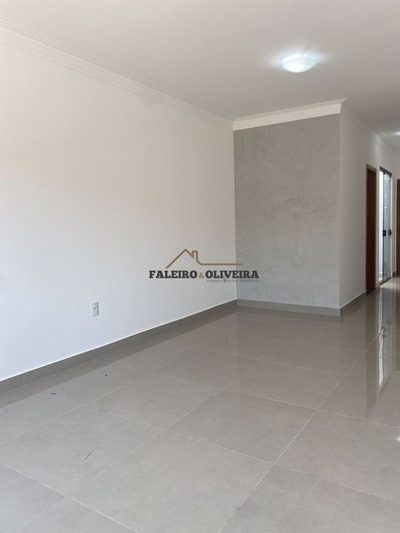 Casa, 3 quartos, 93 m² - Foto 2