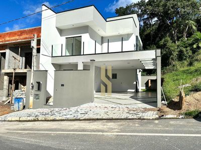 Casa, 3 quartos, 136 m² - Foto 1