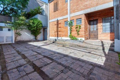 Sobrado, 3 quartos, 230 m² - Foto 2
