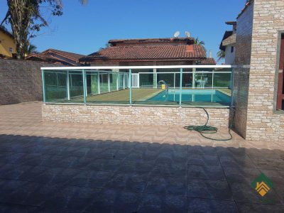 Casa, 5 quartos, 180 m² - Foto 1
