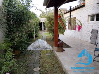 Casa, 5 quartos, 242 m² - Foto 3