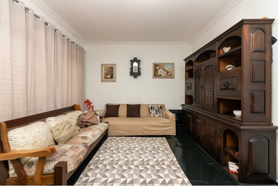 Casa, 3 quartos, 193 m² - Foto 1