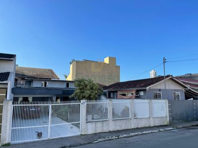Casa, 5 quartos, 175 m² - Foto 2