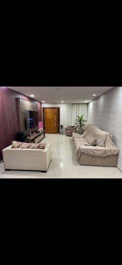 Casa, 3 quartos, 250 m² - Foto 1