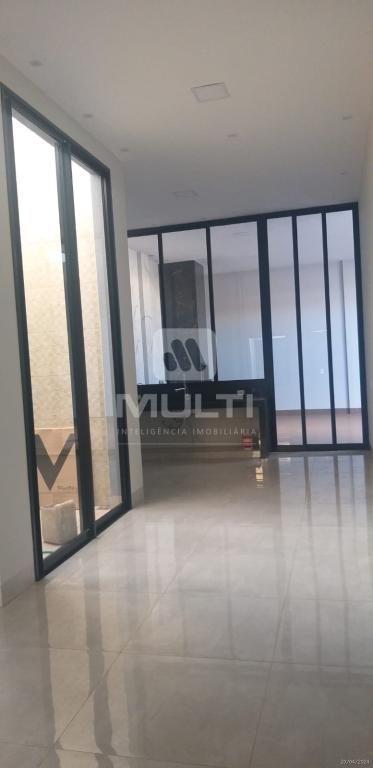 Casa, 3 quartos, 200 m² - Foto 1