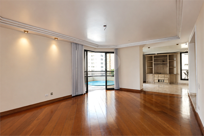 Apartamento, 4 quartos, 300 m² - Foto 2