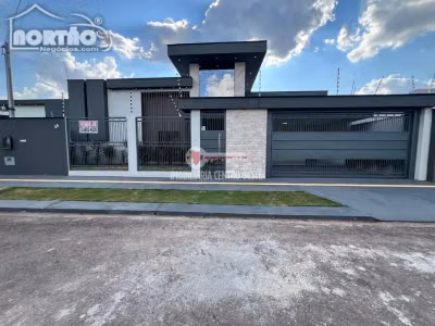 Casa, 3 quartos, 141 m² - Foto 1