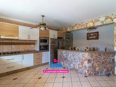 Apartamento, 3 quartos, 150 m² - Foto 1