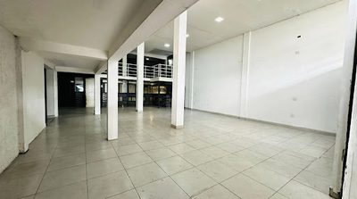 Loja-Salão, 400 m² - Foto 1