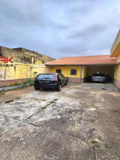 Casa, 3 quartos, 179 m² - Foto 1