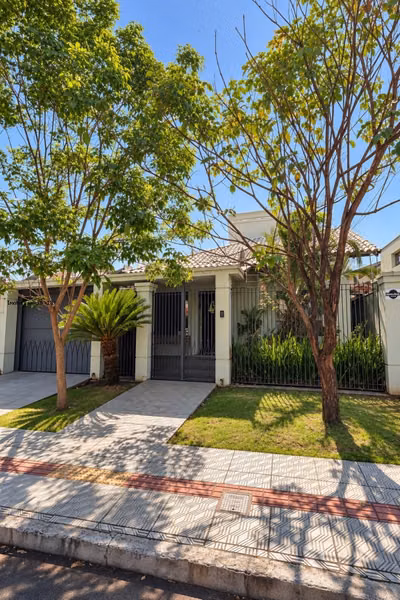 Casa, 3 quartos, 289 m² - Foto 1