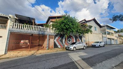 Casa, 3 quartos, 300 m² - Foto 1