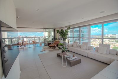 Apartamento, 3 quartos, 323 m² - Foto 1