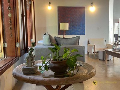 Casa, 5 quartos, 306 m² - Foto 1