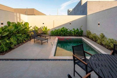 Casa, 3 quartos, 200 m² - Foto 1