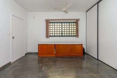 Casa, 4 quartos, 236 m² - Foto 3