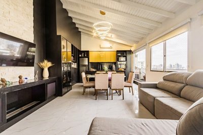 Cobertura, 3 quartos, 177 m² - Foto 1