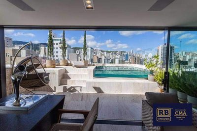 Cobertura, 3 quartos, 210 m² - Foto 1