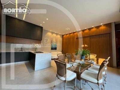 Casa, 3 quartos, 216 m² - Foto 4
