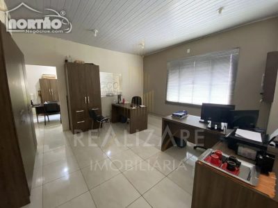 Casa, 4 quartos, 270 m² - Foto 2