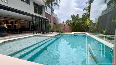 Casa, 7 quartos, 620 m² - Foto 1
