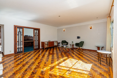 Casa, 3 quartos, 212 m² - Foto 1