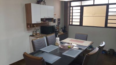 Sobrado, 3 quartos, 198 m² - Foto 1