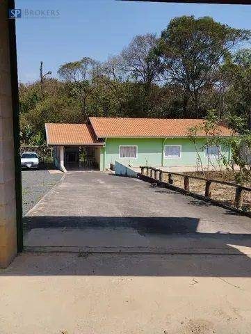 Chácara, 2 quartos, 1212 m² - Foto 2