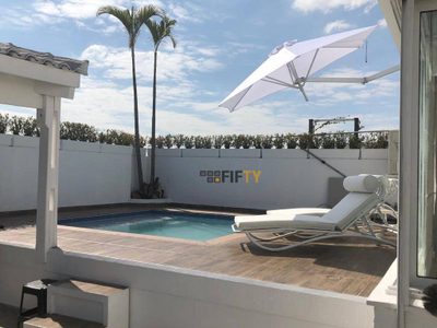 Cobertura, 3 quartos, 264 m² - Foto 2