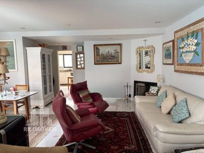 Casa, 3 quartos, 159 m² - Foto 1