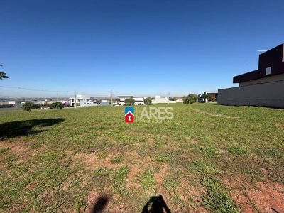 Loteamento e Condomínio, 301 m² - Foto 1