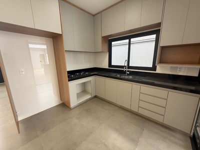 Casa, 3 quartos, 132 m² - Foto 2