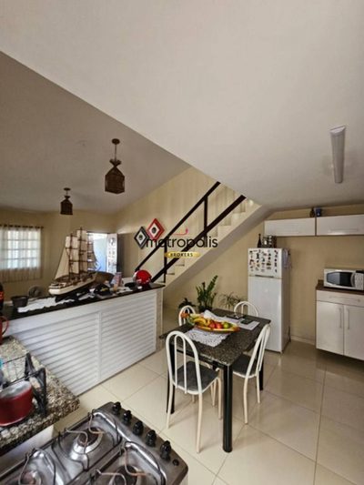 Casa, 2 quartos, 150 m² - Foto 4
