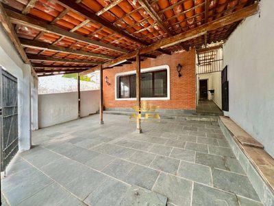 Casa, 4 quartos, 235 m² - Foto 4