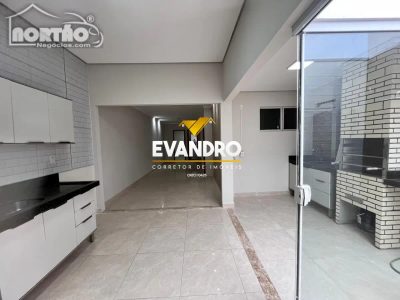 Casa, 2 quartos, 85 m² - Foto 2