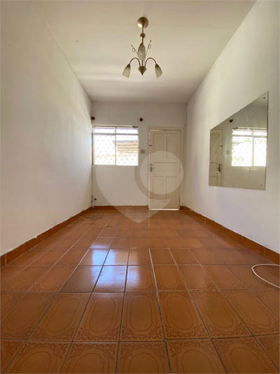 Casa, 2 quartos, 200 m² - Foto 2
