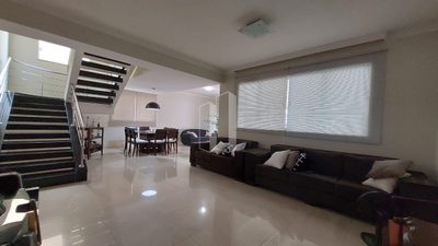 Casa, 4 quartos, 211 m² - Foto 2