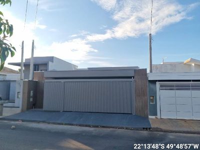 Casa, 3 quartos, 250 m² - Foto 1