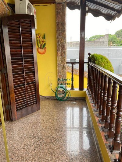 Sobrado, 3 quartos, 348 m² - Foto 2