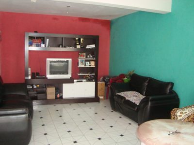 Casa, 3 quartos, 200 m² - Foto 1